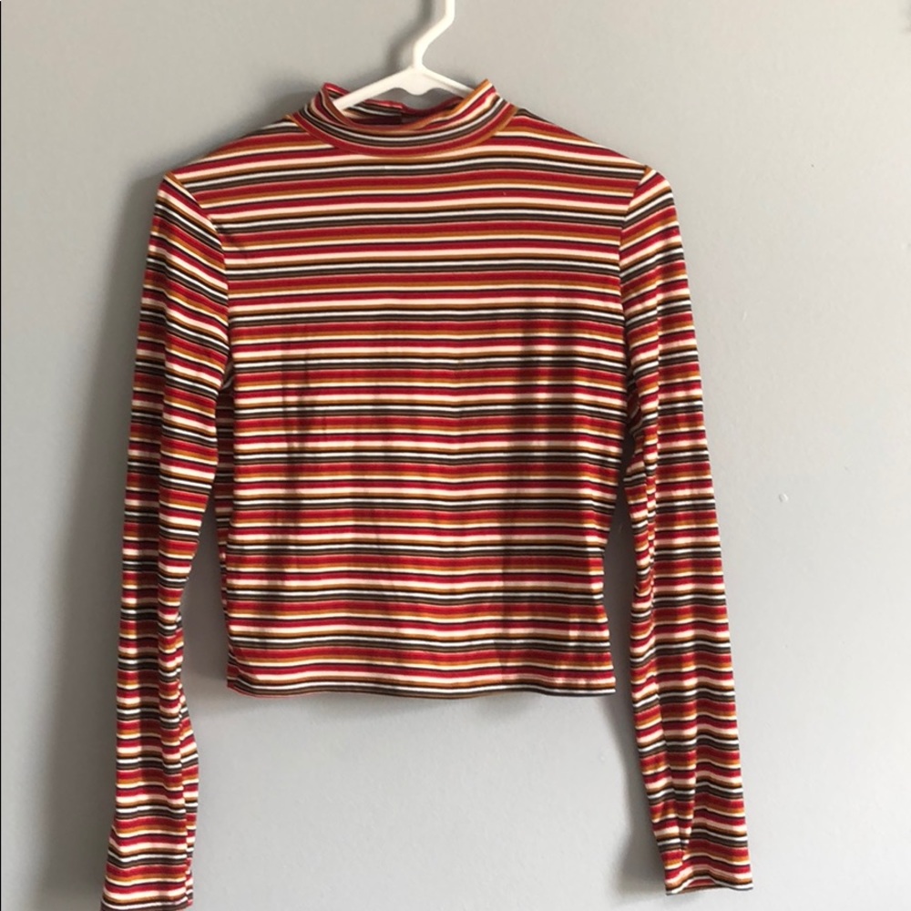 Long sleeve tee shirt